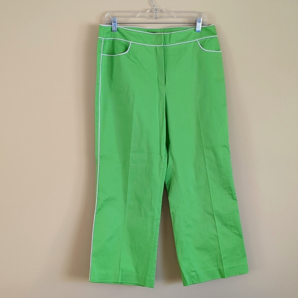 NWT Willi Smith Size 12 Green Capri Pants With White Details Capris